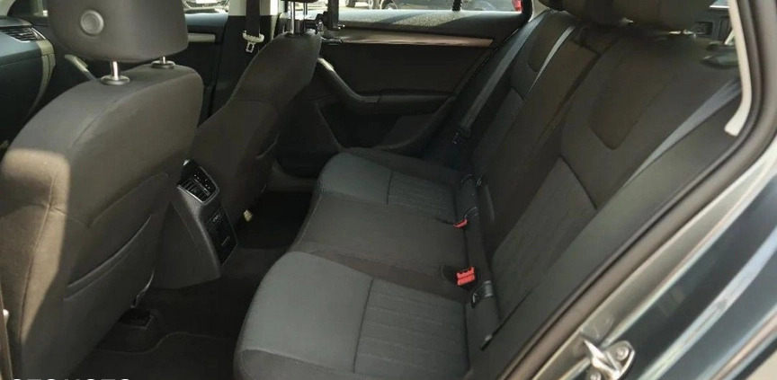 Skoda Octavia cena 65900 przebieg: 96000, rok produkcji 2019 z Słupca małe 407